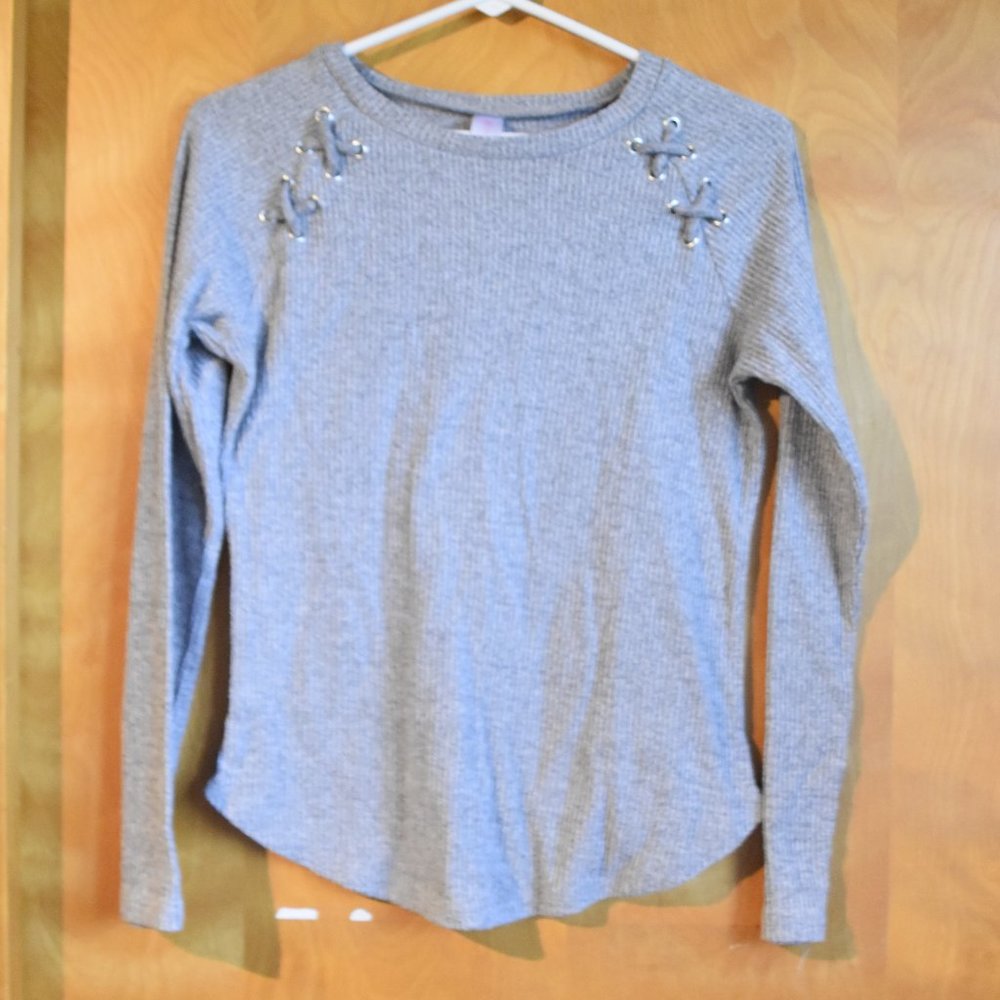 No Boundaries - Large - Gray - Sweater
